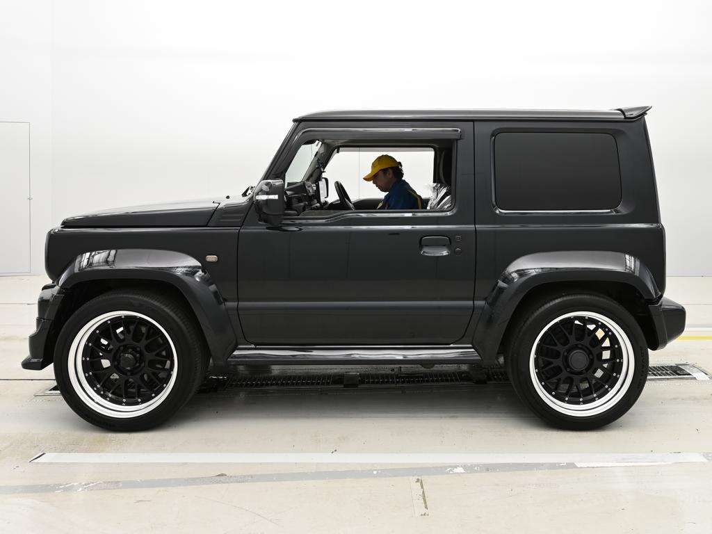 SUZUKI JIMNY SIERRA