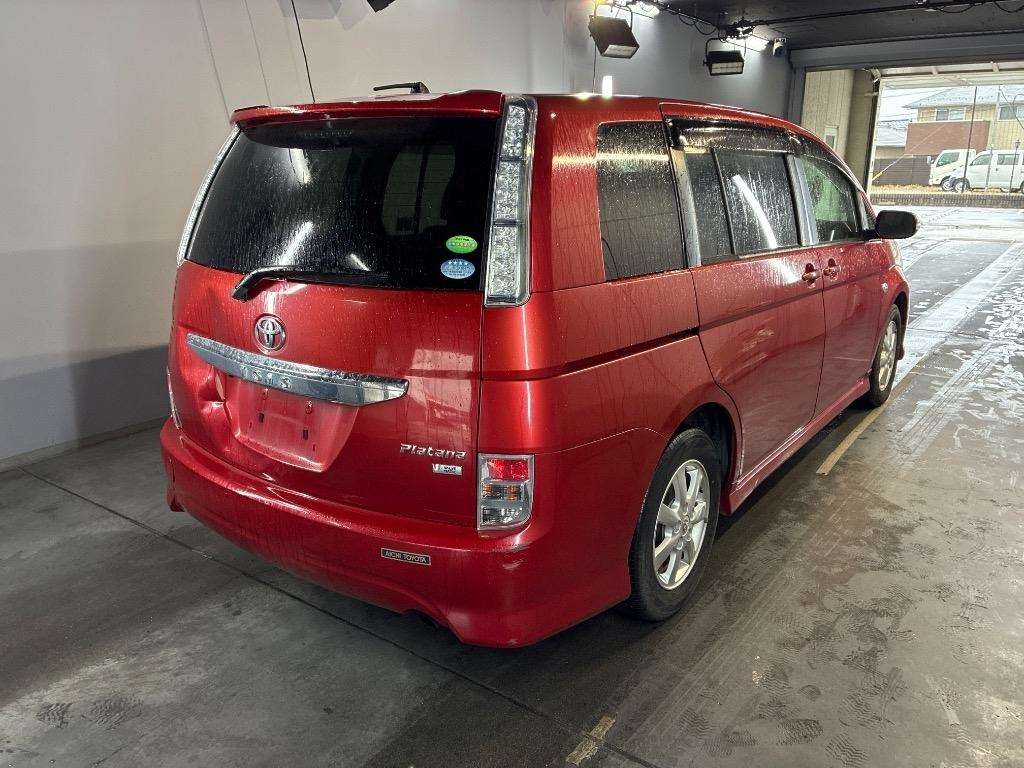 TOYOTA ISIS