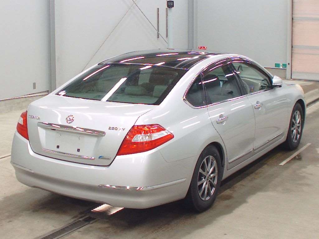 NISSAN TEANA