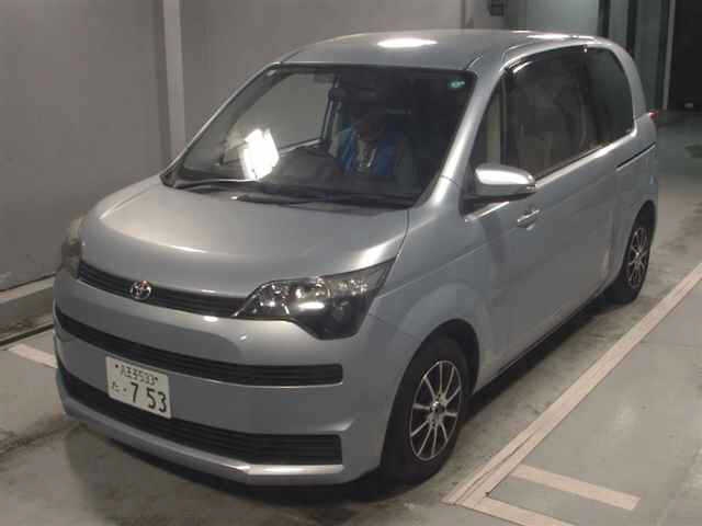 TOYOTA SPADE