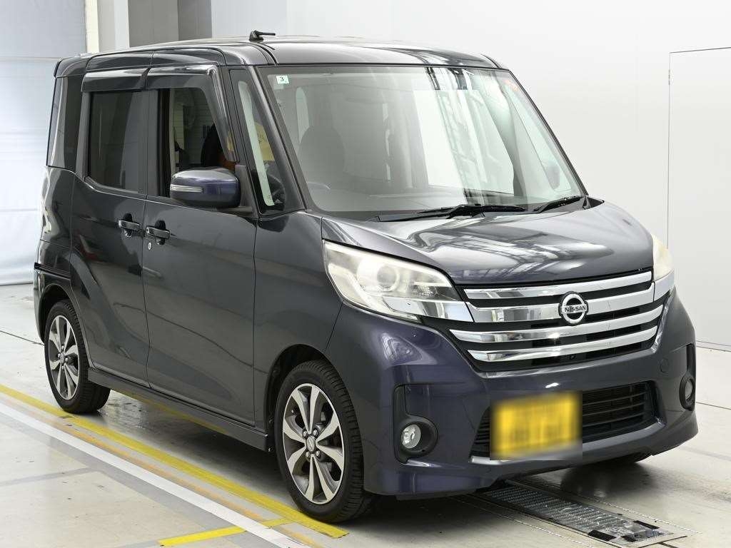 NISSAN DAYZ ROOX
