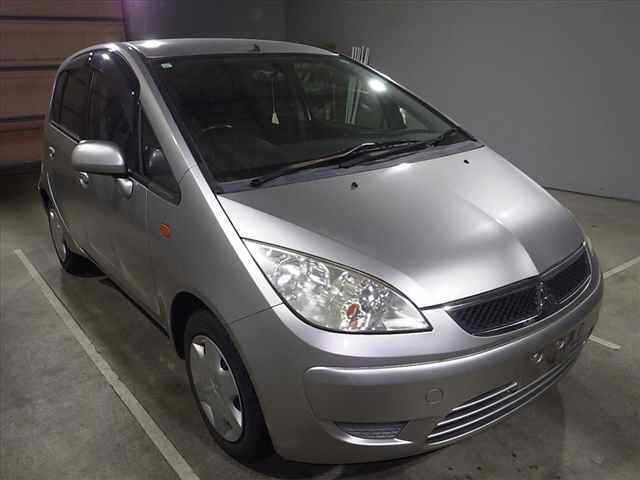 MITSUBISHI COLT