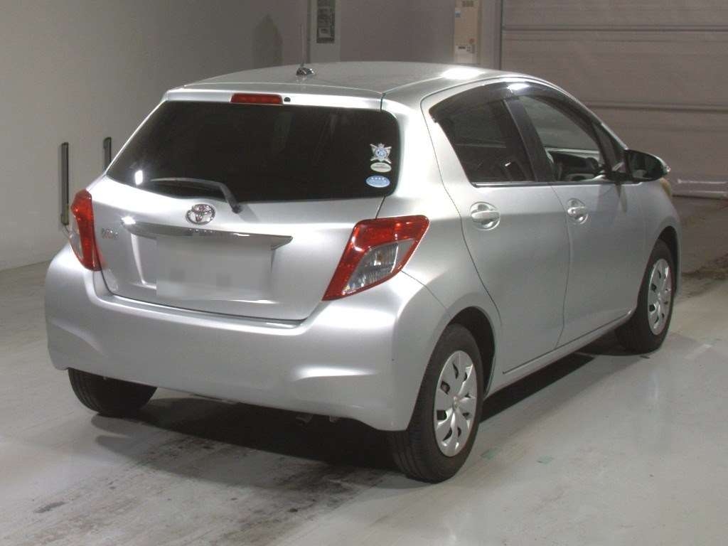 TOYOTA VITZ