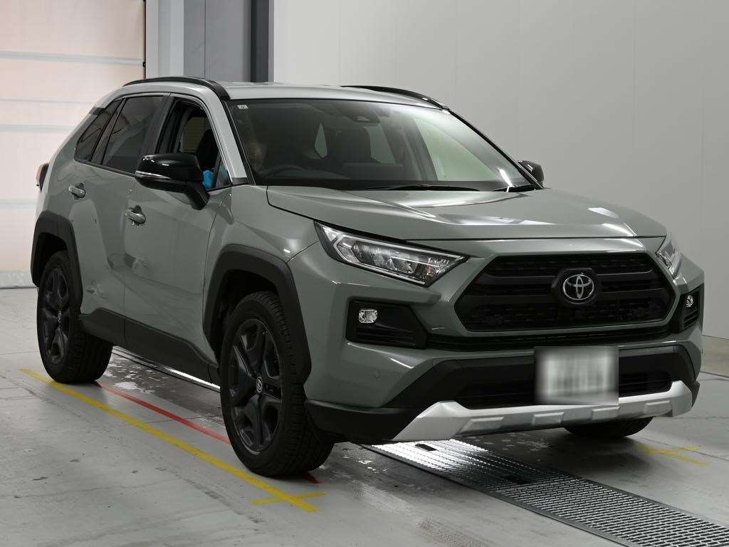 TOYOTA RAV4