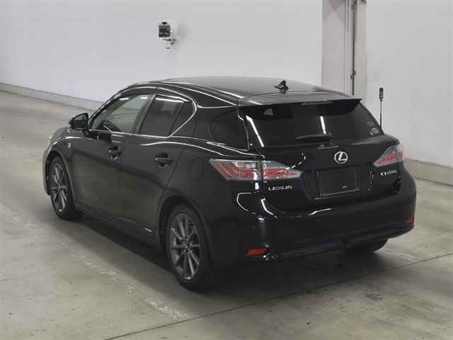LEXUS CT200H