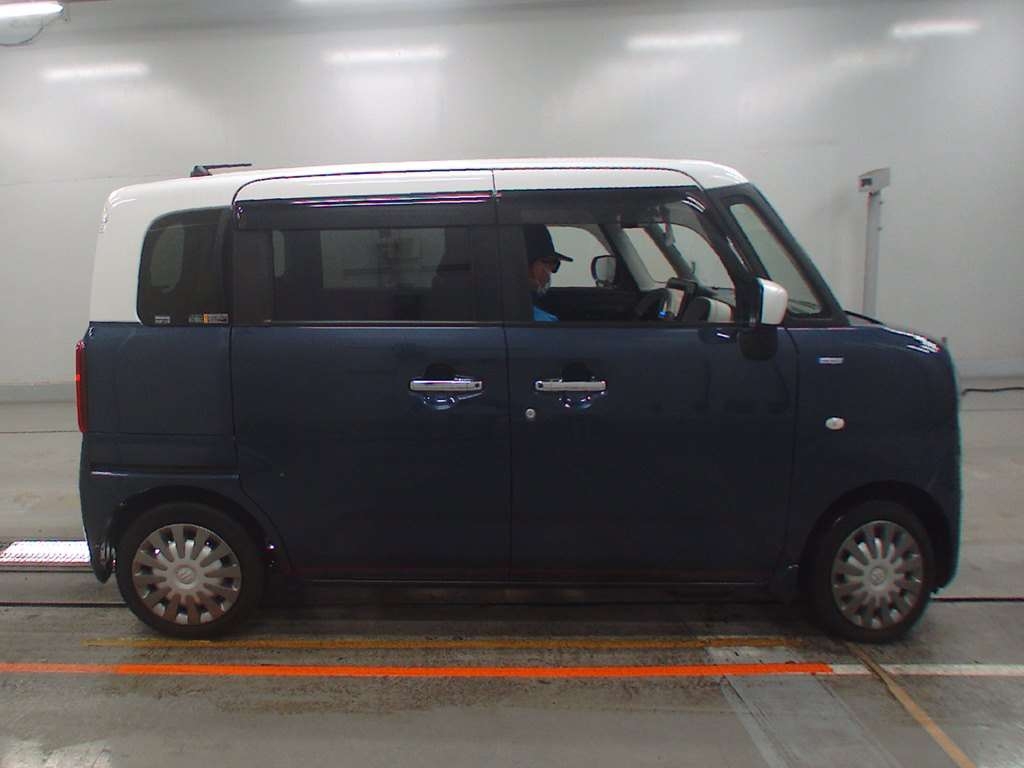 SUZUKI WAGON R SMILE