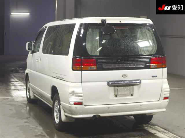 NISSAN ELGRAND