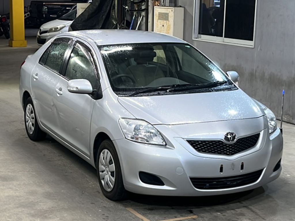TOYOTA BELTA