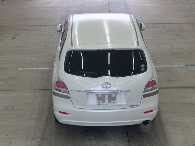 TOYOTA MARK X ZIO