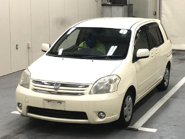 TOYOTA RAUM