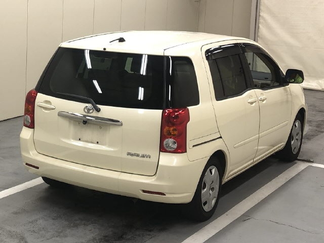 TOYOTA RAUM