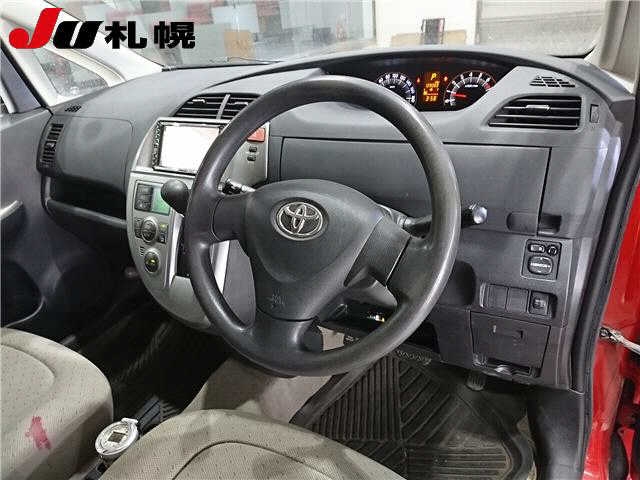 TOYOTA RACTIS