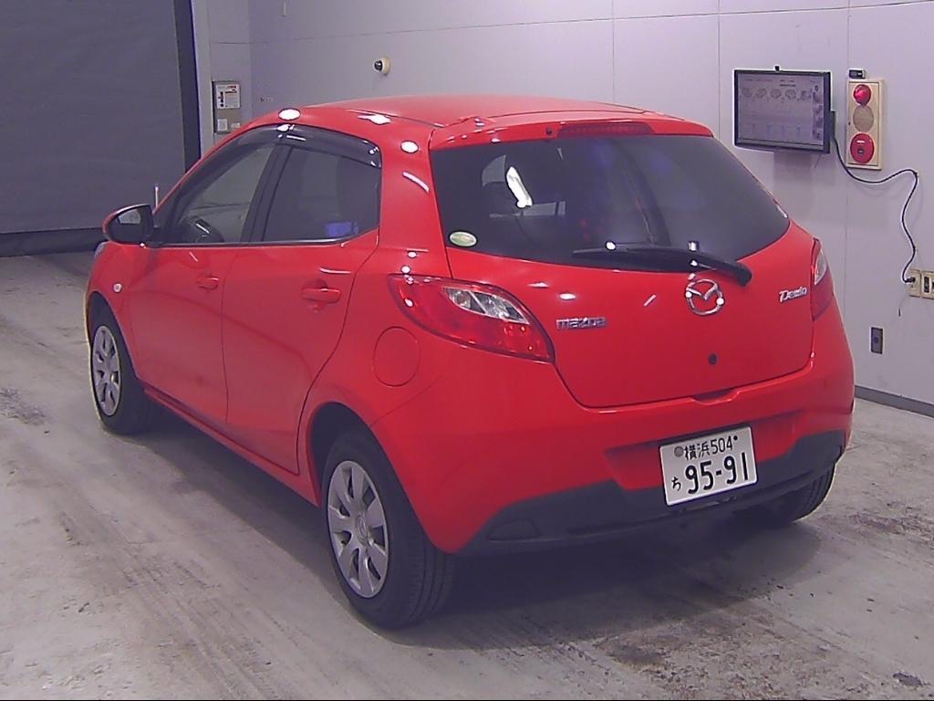 MAZDA DEMIO