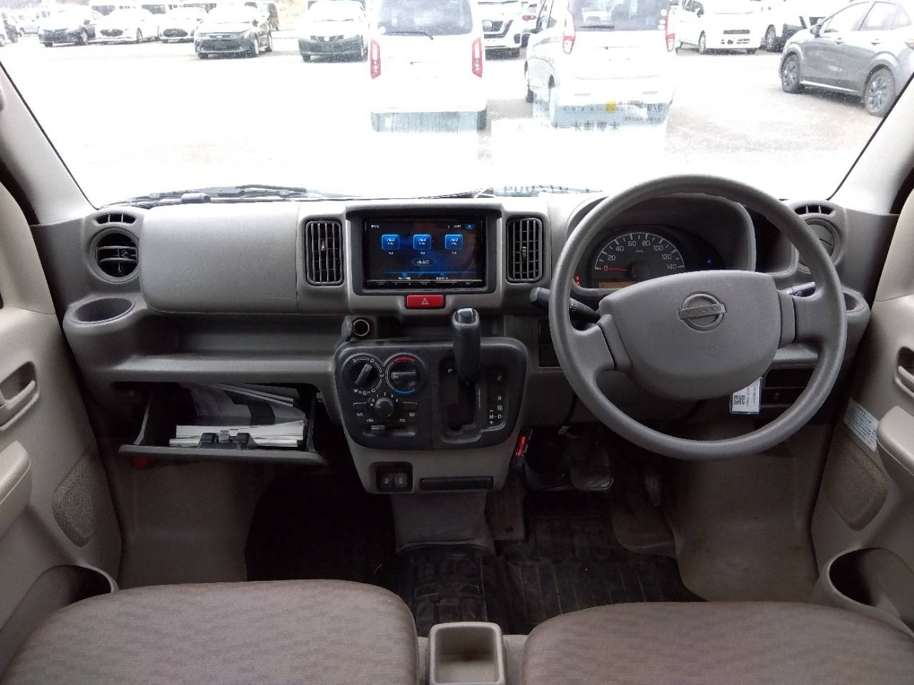 NISSAN NV100 CLIPPER