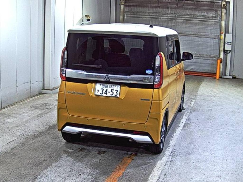 MITSUBISHI EK SPACE