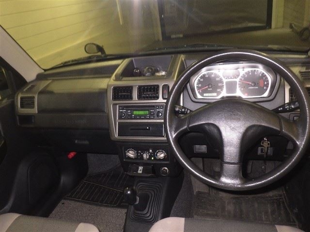 MITSUBISHI PAJERO MINI