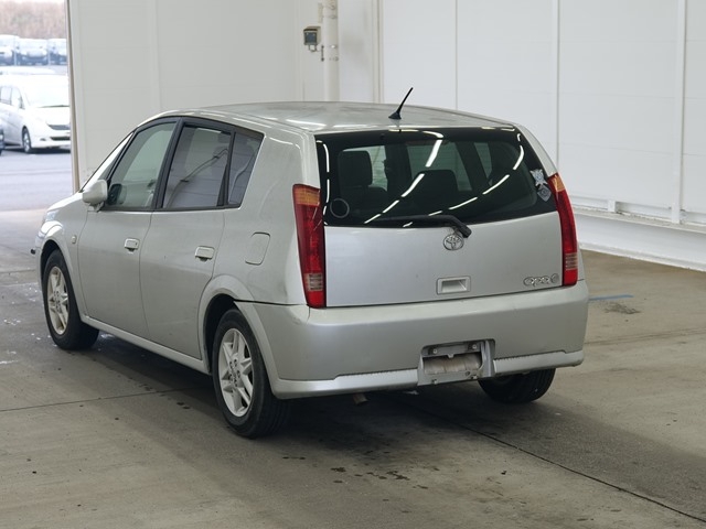 TOYOTA OPA