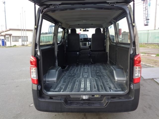 NISSAN NV350 CARAVAN