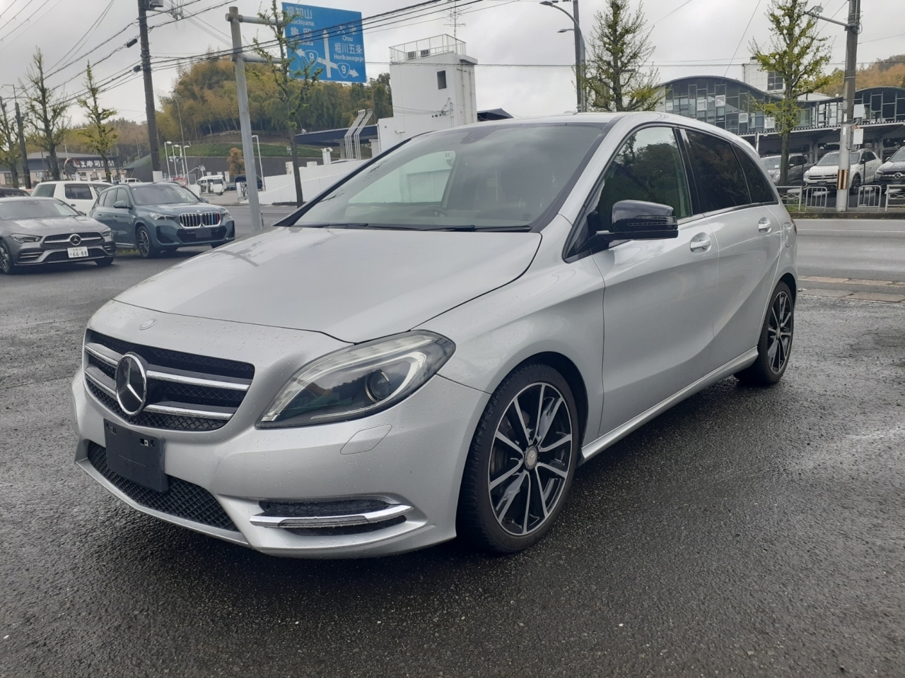 MERCEDES-BENZ B-CLASS