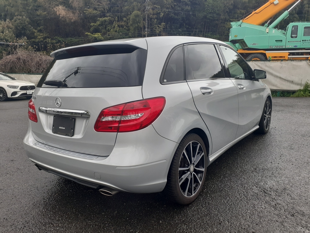 MERCEDES-BENZ B-CLASS