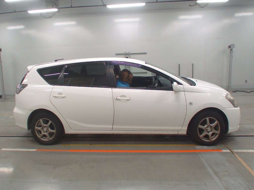 TOYOTA CALDINA