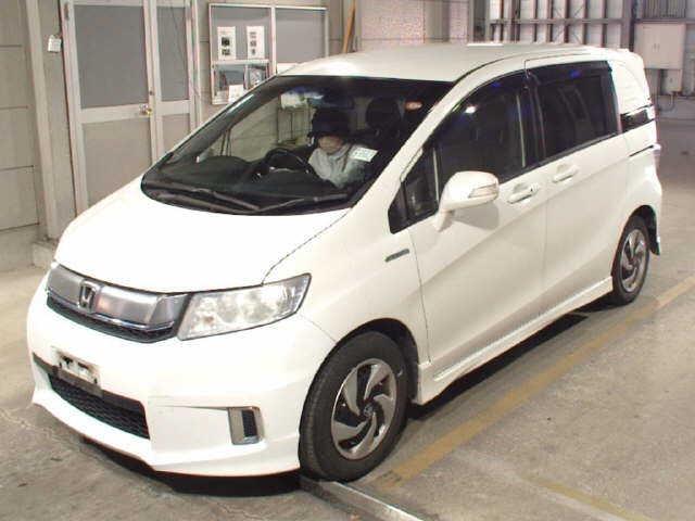 HONDA FREED SPIKE
