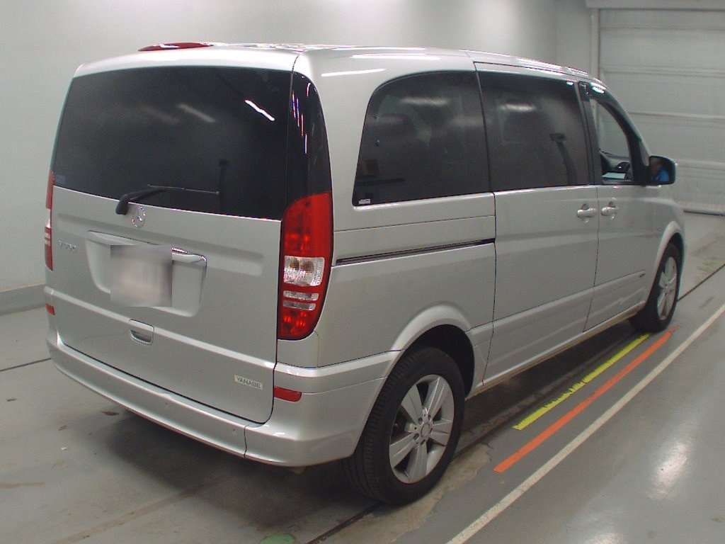 MERCEDES-BENZ V-CLASS