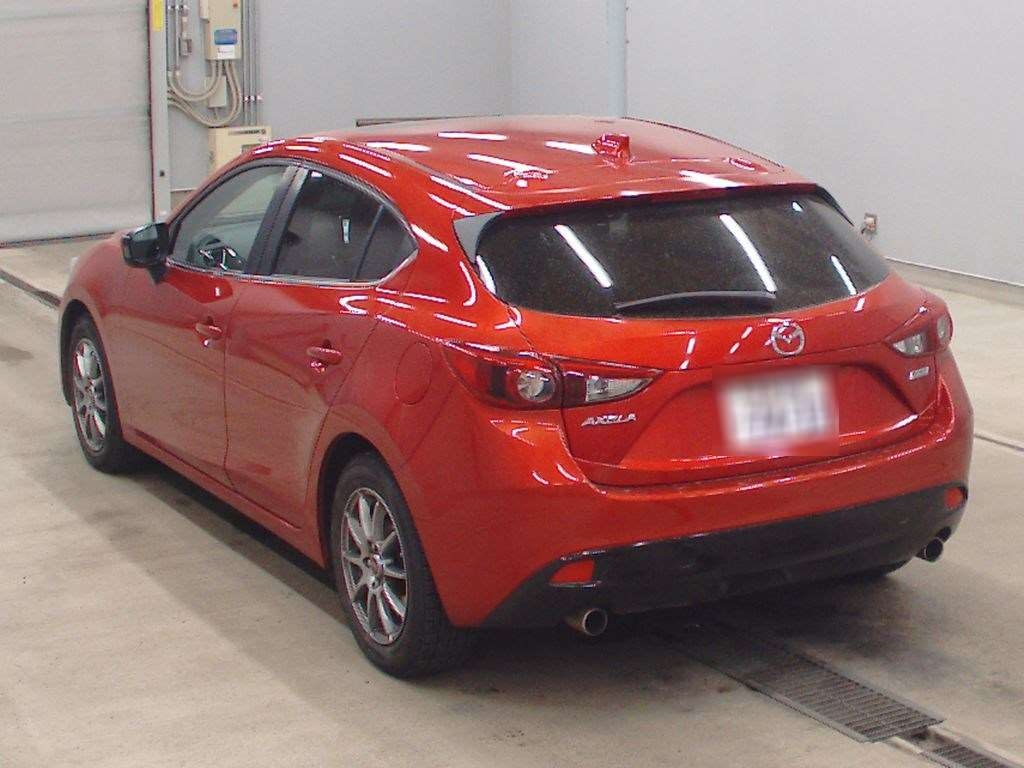 MAZDA AXELA