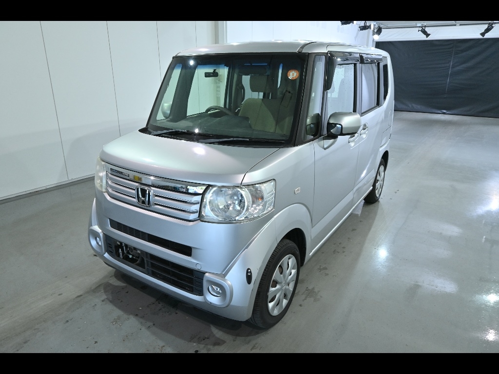 HONDA N-BOX+