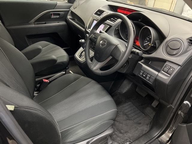 NISSAN LAFESTA