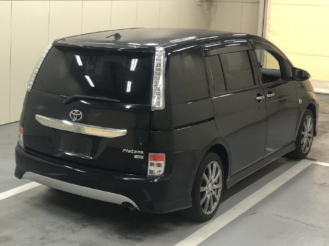 TOYOTA ISIS