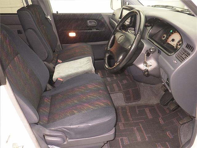 TOYOTA TOWN ACE NOAH