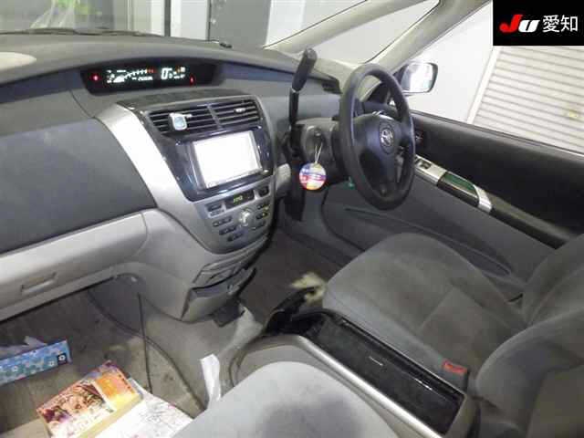 TOYOTA OPA
