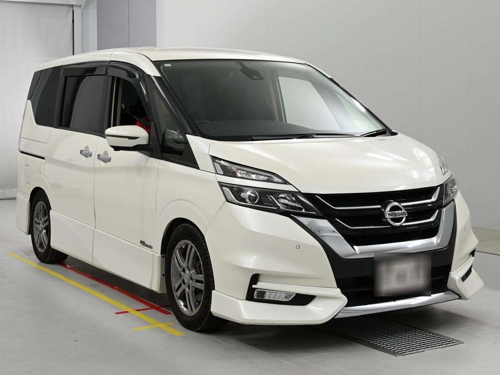 NISSAN SERENA