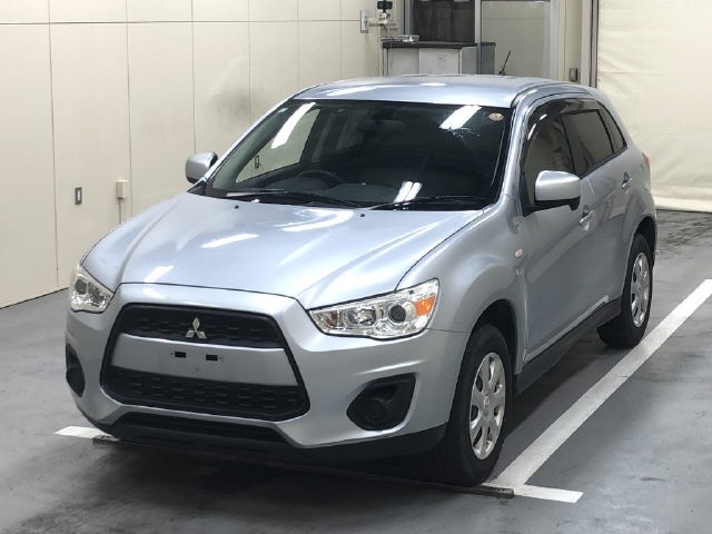 MITSUBISHI RVR