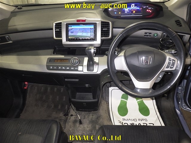 HONDA FREED
