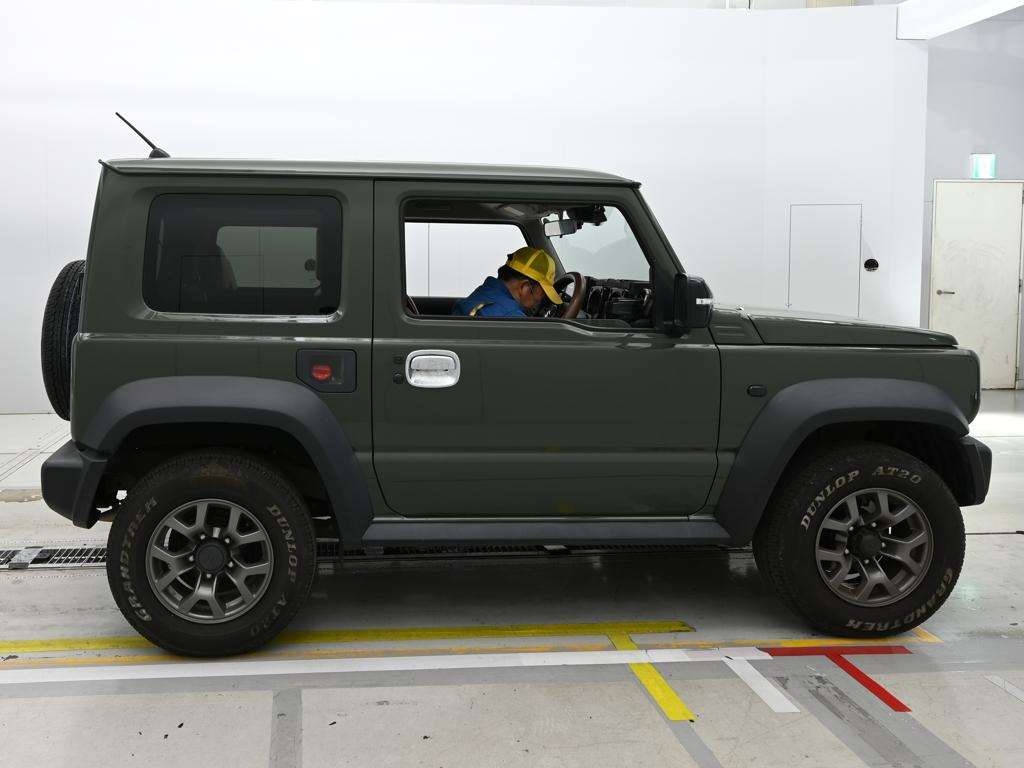 SUZUKI JIMNY SIERRA