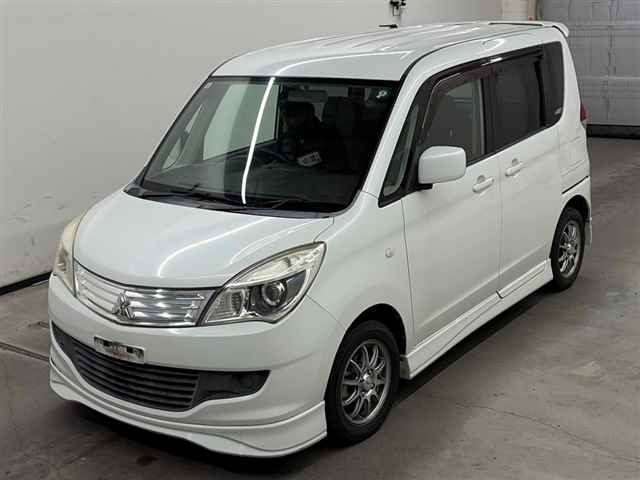MITSUBISHI DELICA D:2