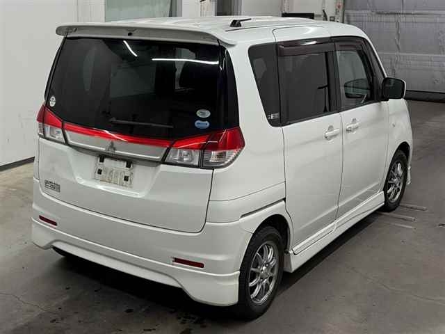 MITSUBISHI DELICA D:2