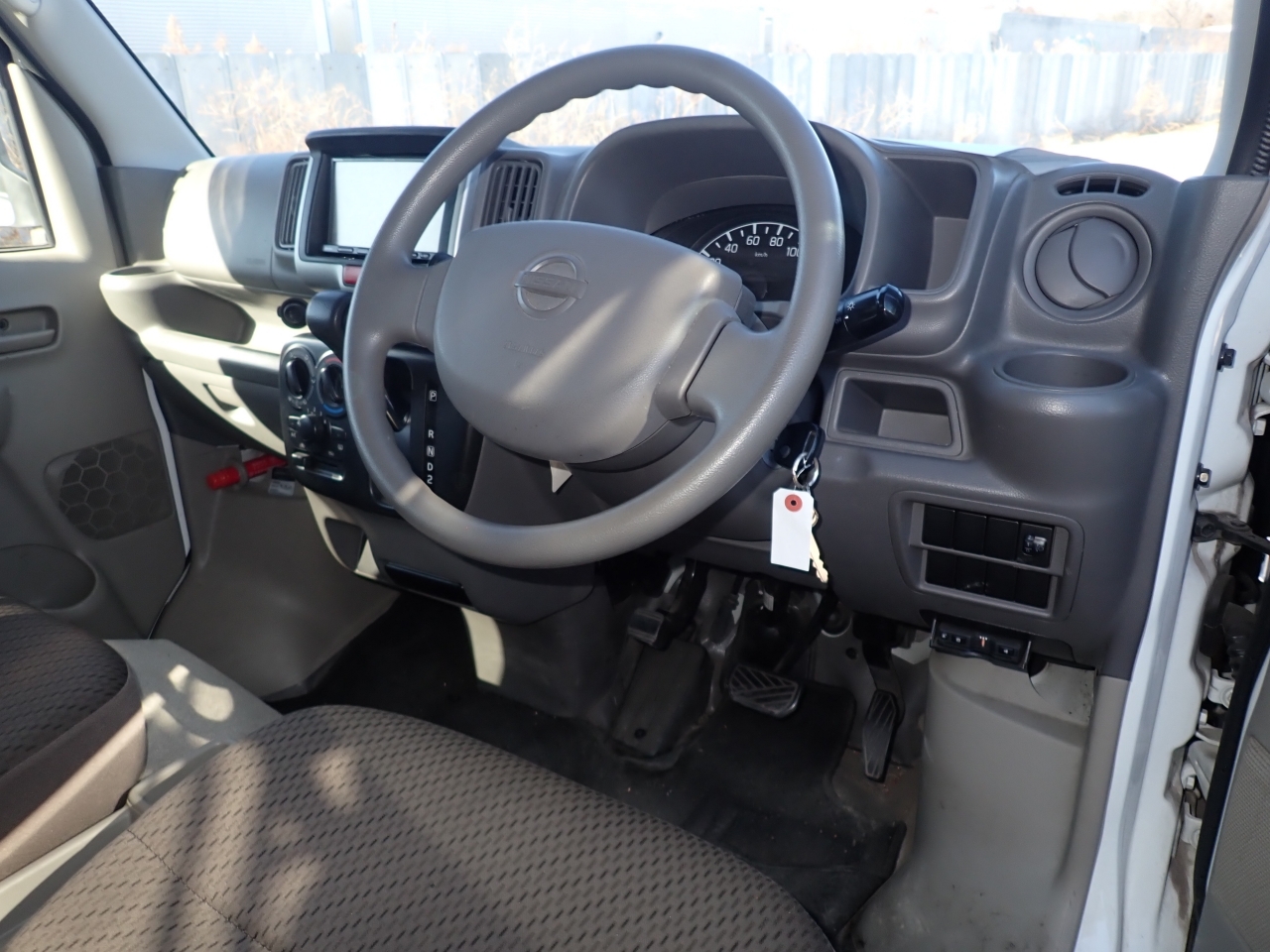 NISSAN NV100 CLIPPER