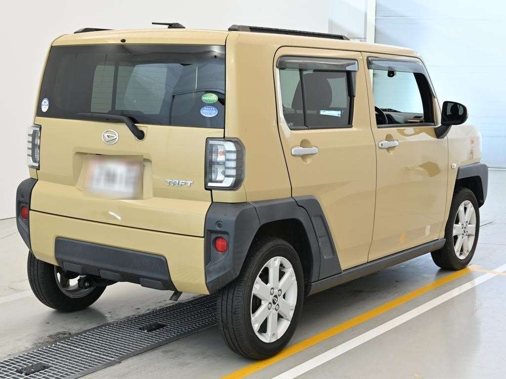 DAIHATSU TAFT