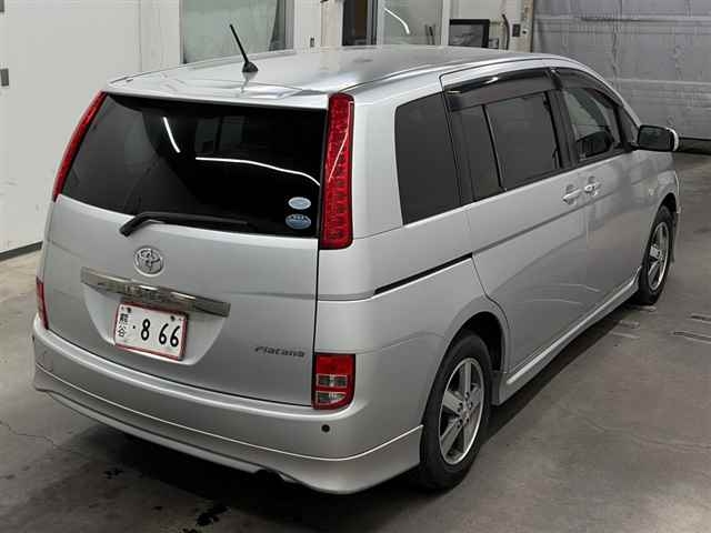 TOYOTA ISIS