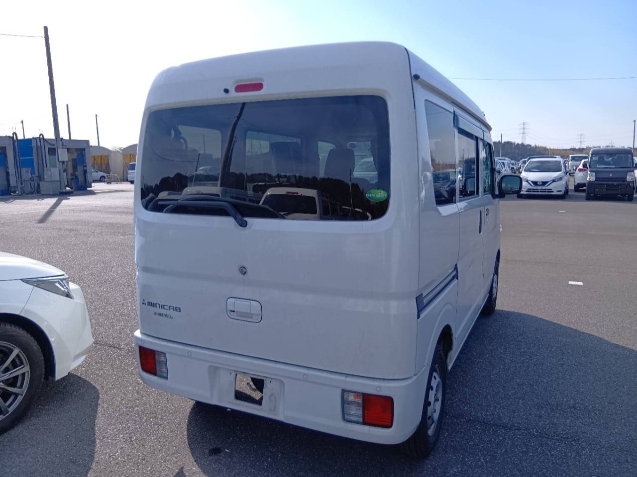 MITSUBISHI MINICAB