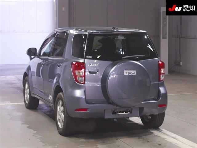TOYOTA RUSH