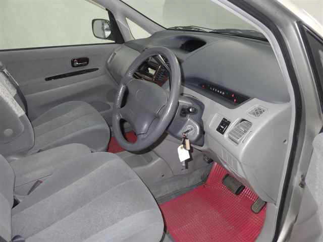 TOYOTA NADIA