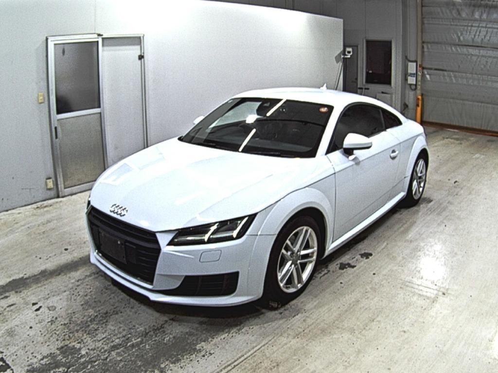 AUDI TT
