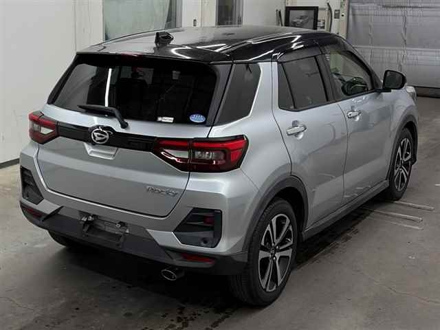 DAIHATSU ROCKY