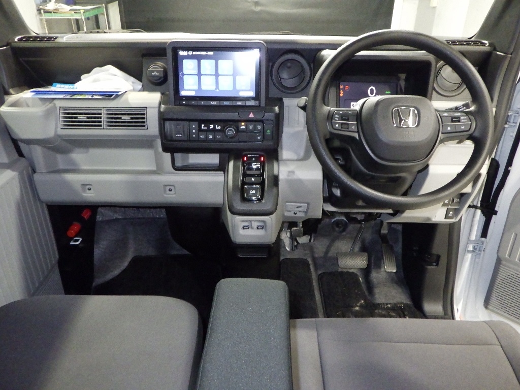 HONDA N-VAN
