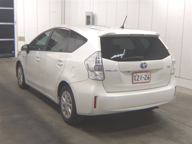 TOYOTA PRIUS ALPHA