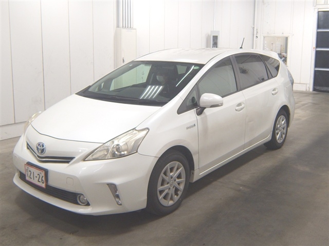 TOYOTA PRIUS ALPHA